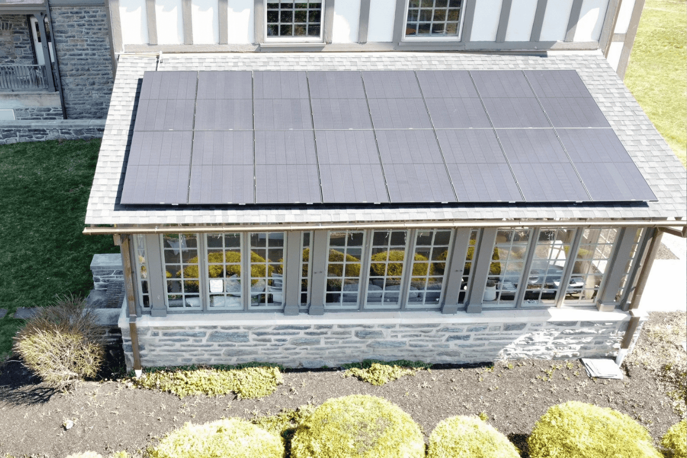 rooftop-solar-array