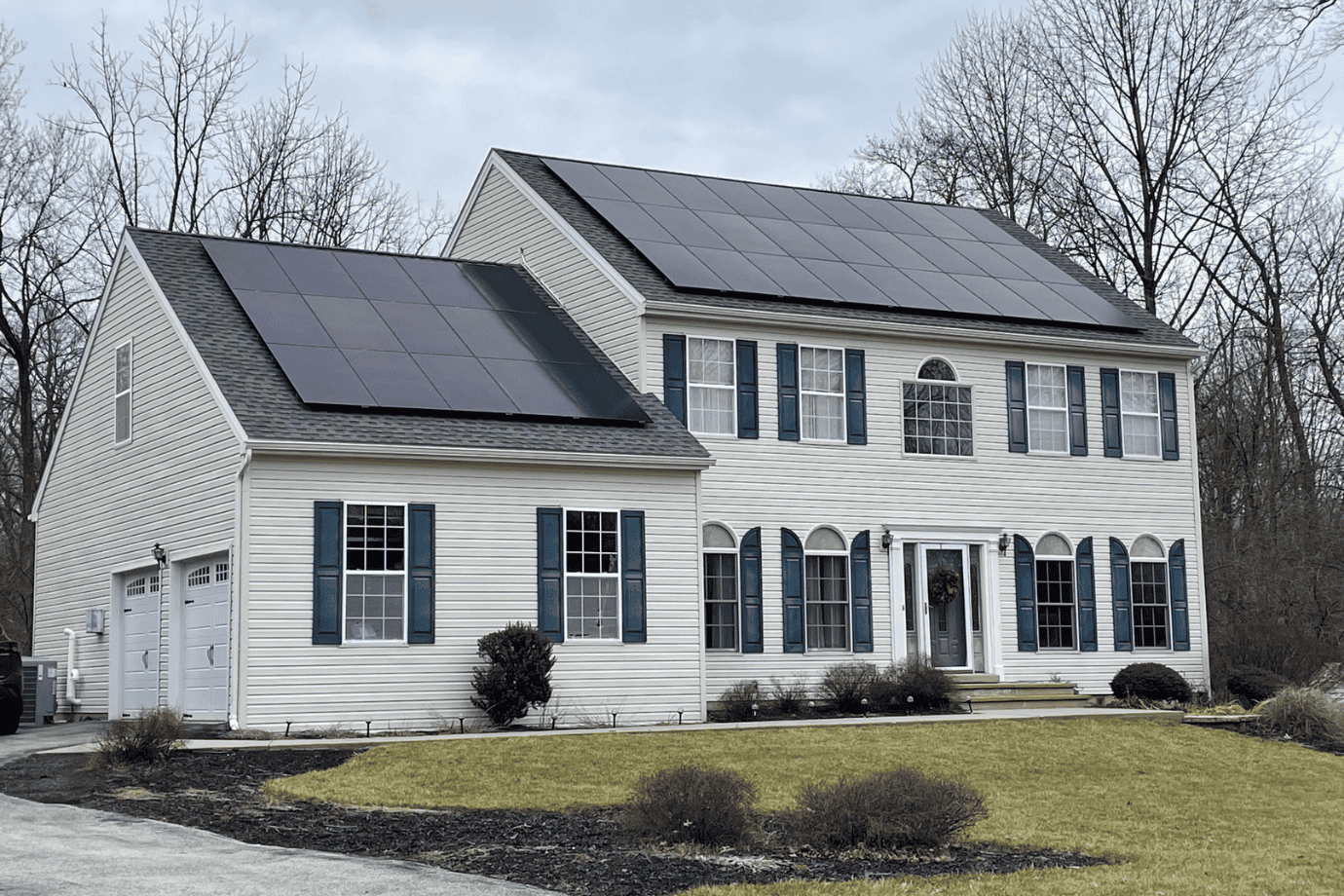 solar-on-colonial-style--house